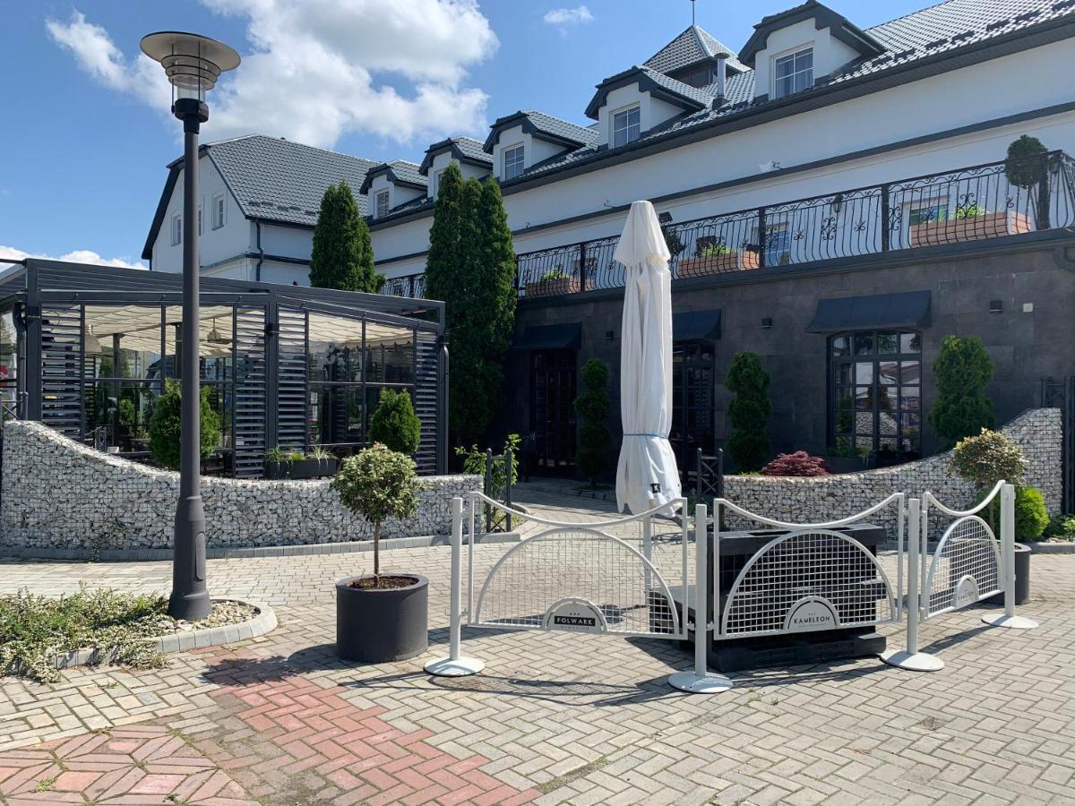 Hotel Kameleon Tarnobrzeg Exteriér fotografie